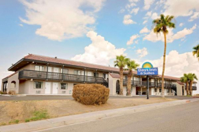 Отель Days Inn & Suites Needles  Нидлс